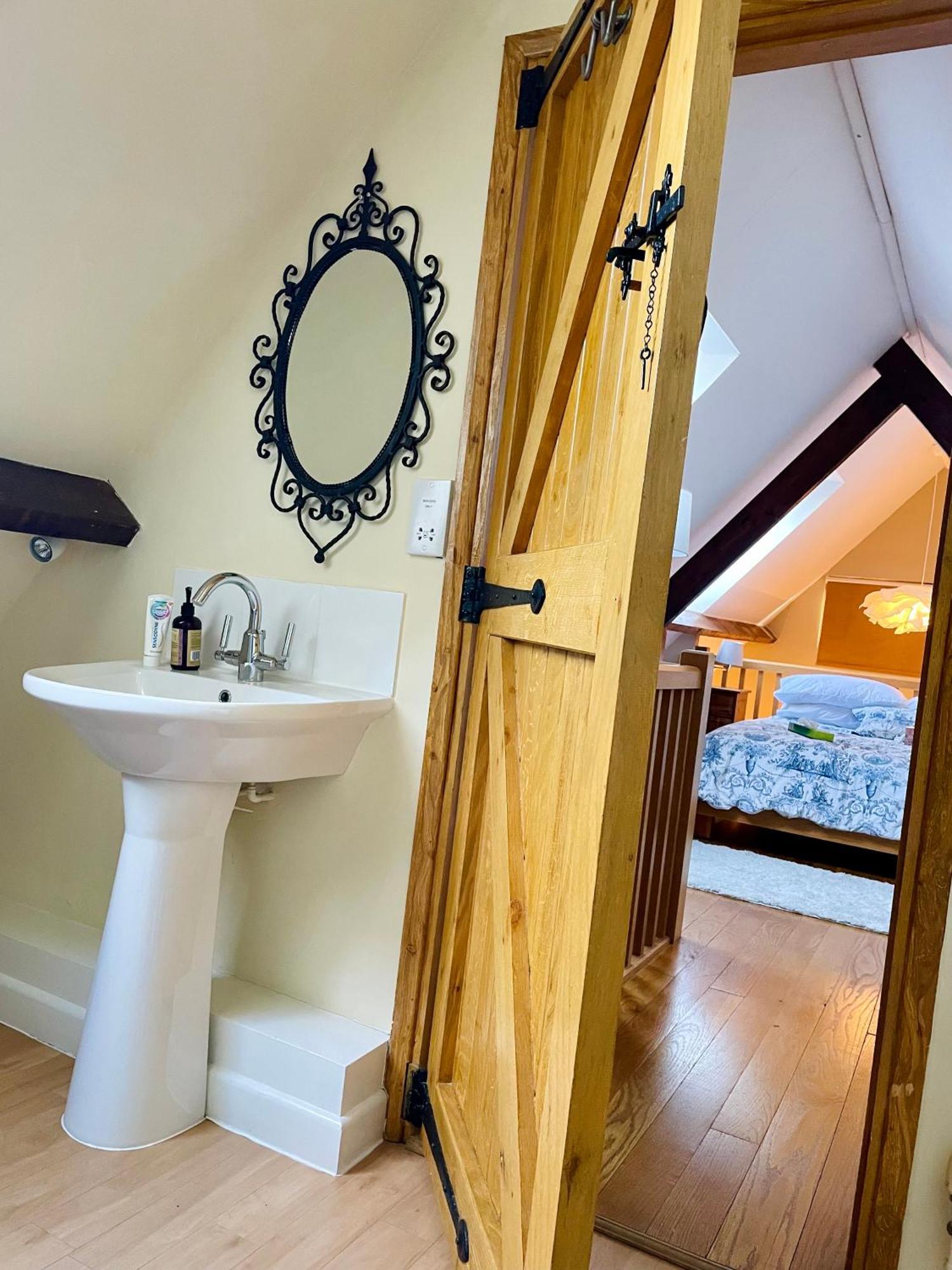 Guest House Gem In Wickhamford, Near Broadway Badsey Екстер'єр фото